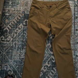 Men’s Lululemon pants size 36 worn twice